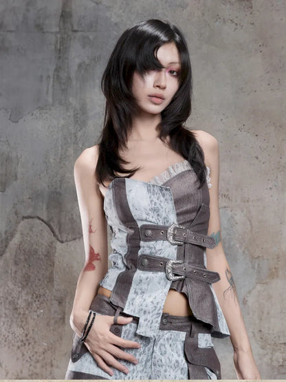 Strappy Asymmetric Cut-Out Fitted Halter Top【s0000014138】