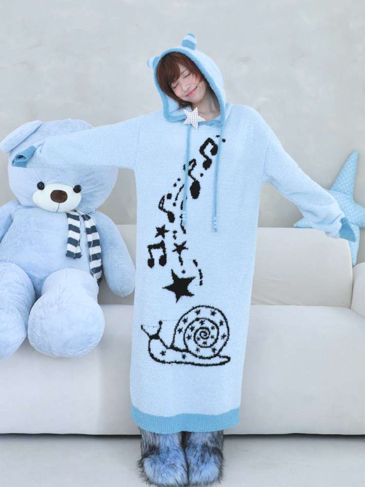 Antique Ghost Horse Hooded Knit Dress【s0000014688】