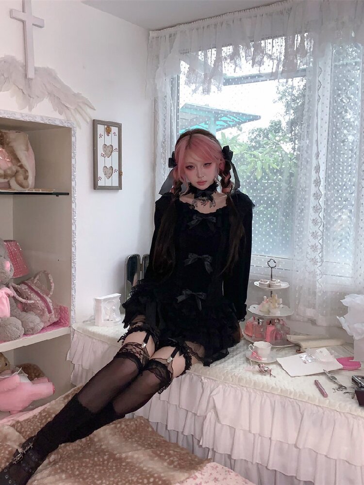 Multi-Layer Lace Bow Long Sleeve Shirt【s0000018533】