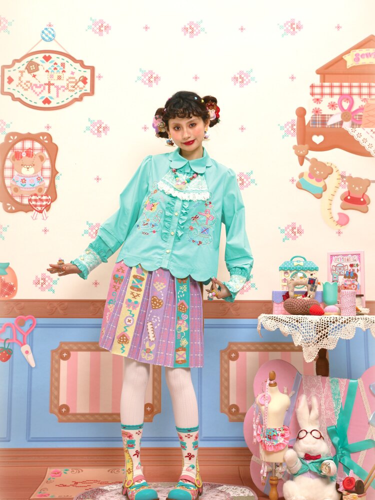 Petal Collar Embroidery Shirt In【s0000015573】