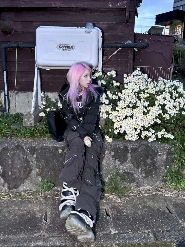 Detachable Hat Black Pink Two Tone Suit【s0000014679】