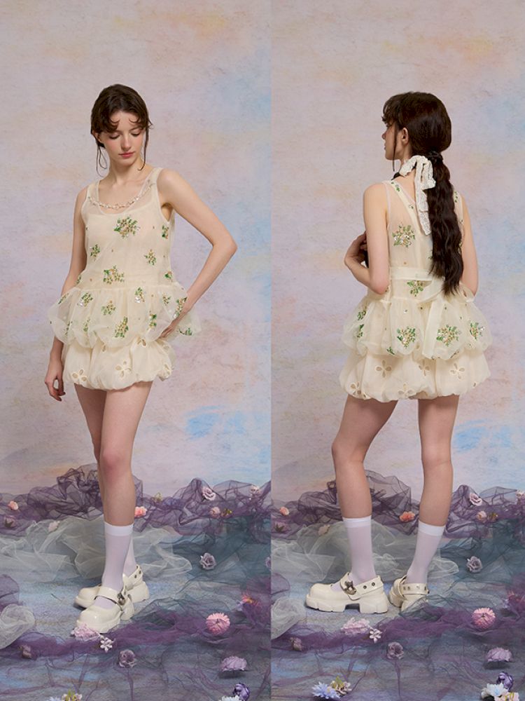 Retro embroidery mesh cloud undershirt【s0000013596】