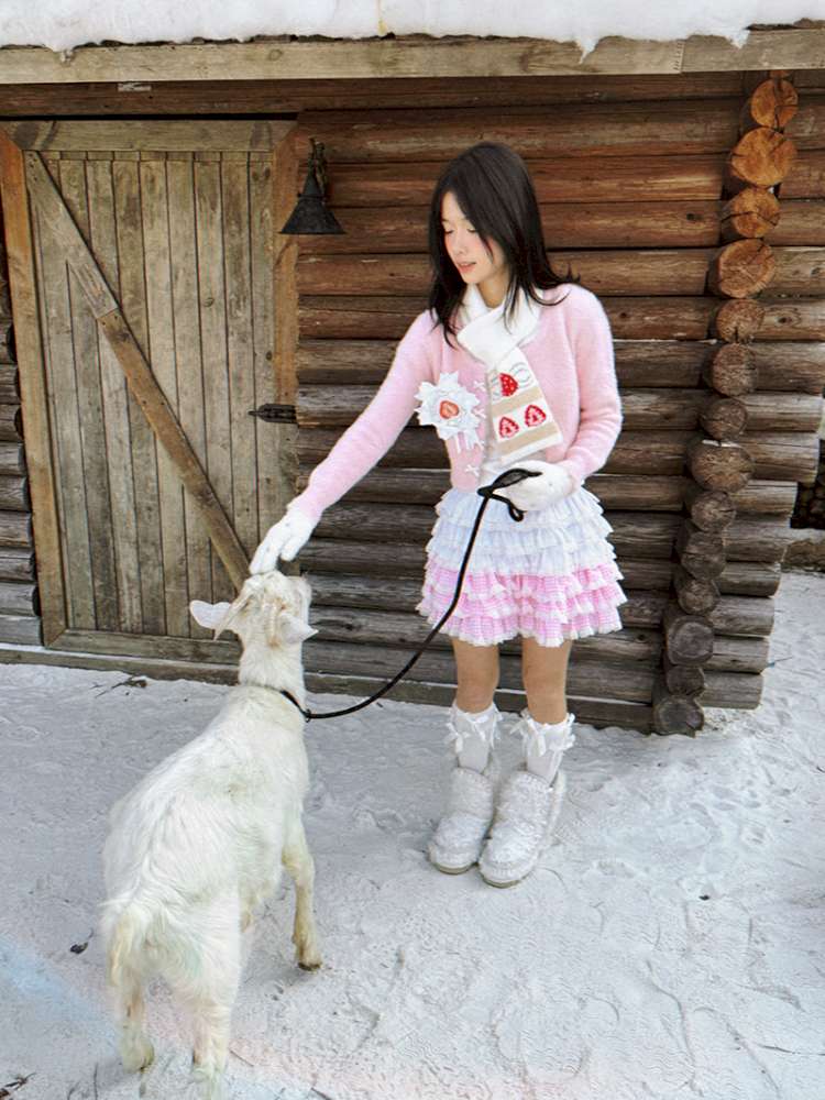 Strawberry Cake Jacquard Knit Scarf【s0000014943】