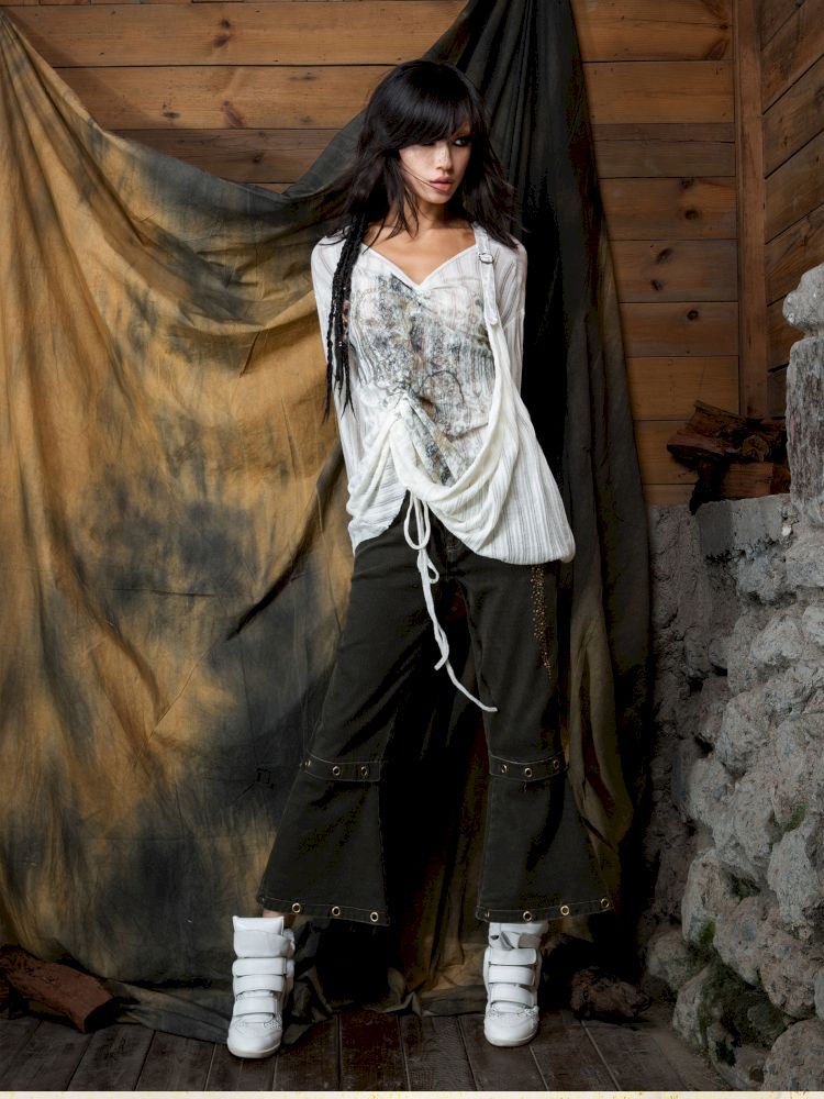 Slim-Fit Printed Long-Sleeve T-Shirt【s0000013899】