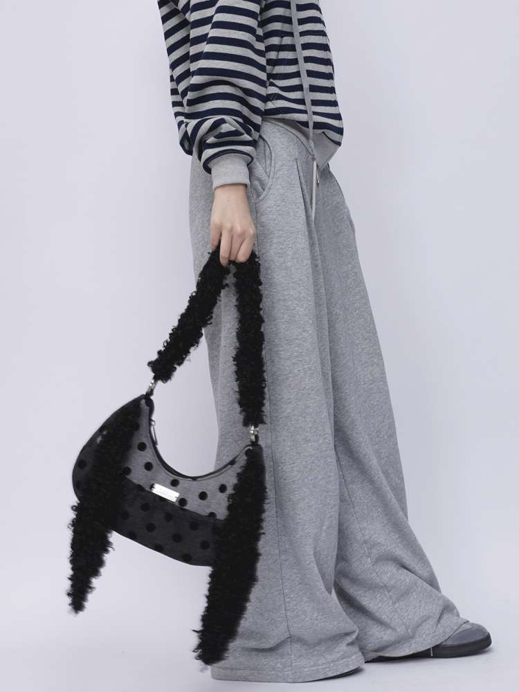 Rabbit Plush Versatile Commuter Crossbody Bag【s0000014618】