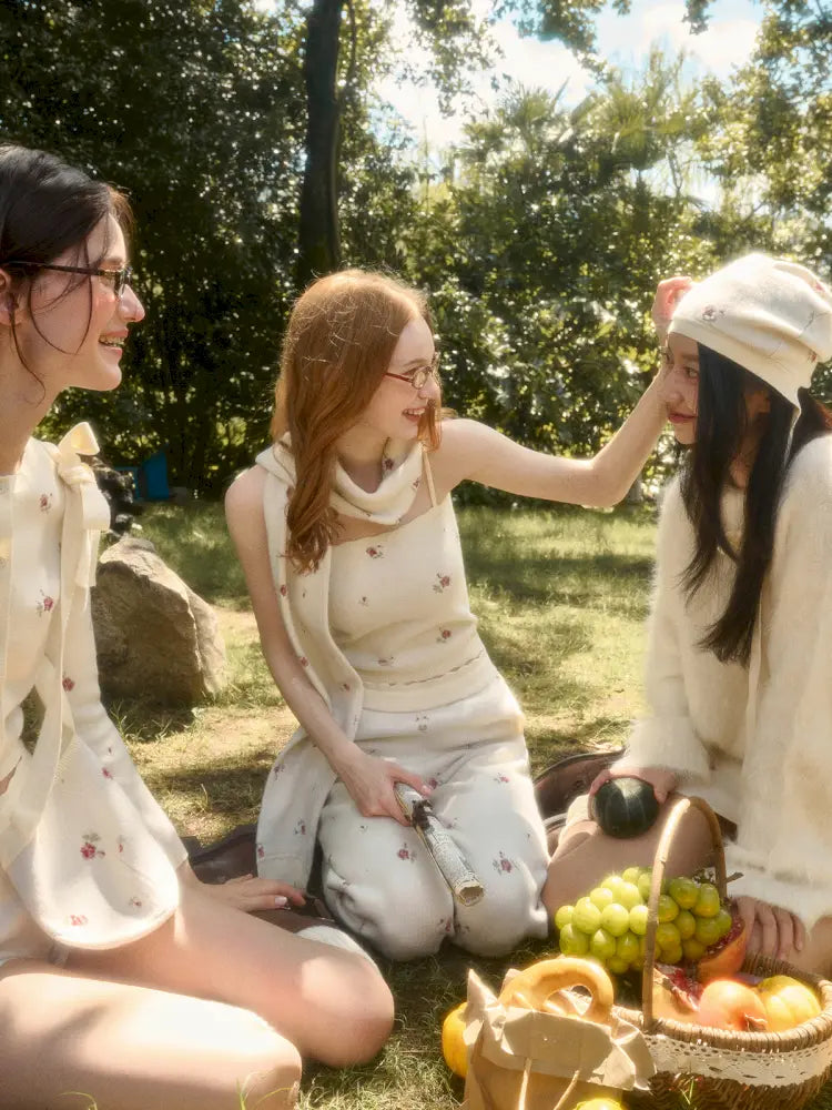 Floral Print “Mix & Match” Sweet Floral Knit Top【s0000014324】