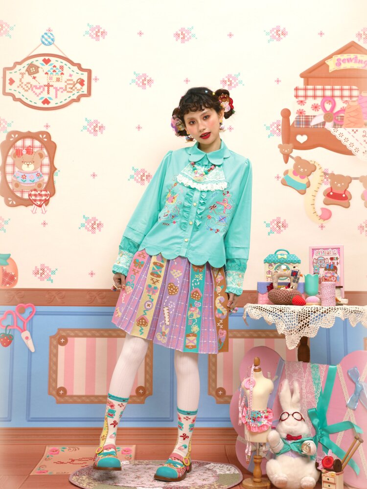 Petal Collar Embroidery Shirt In【s0000015573】