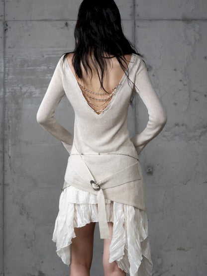 Slim-Fit V-Neck Long-Sleeve Knit Top【s0000013947】