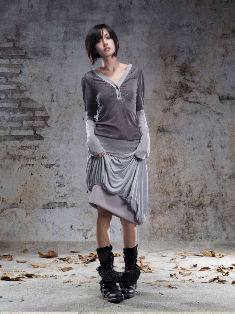 High-Stretch Printed Rhinestone Knit Top【s0000014490】