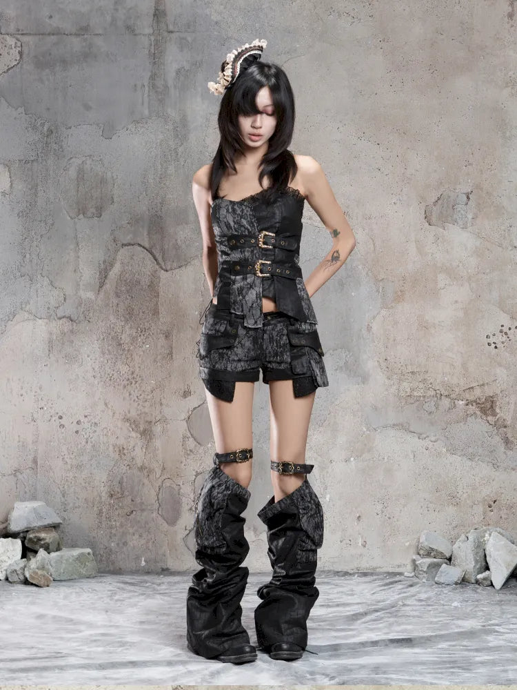 Strappy Asymmetric Cut-Out Fitted Halter Top【s0000014138】