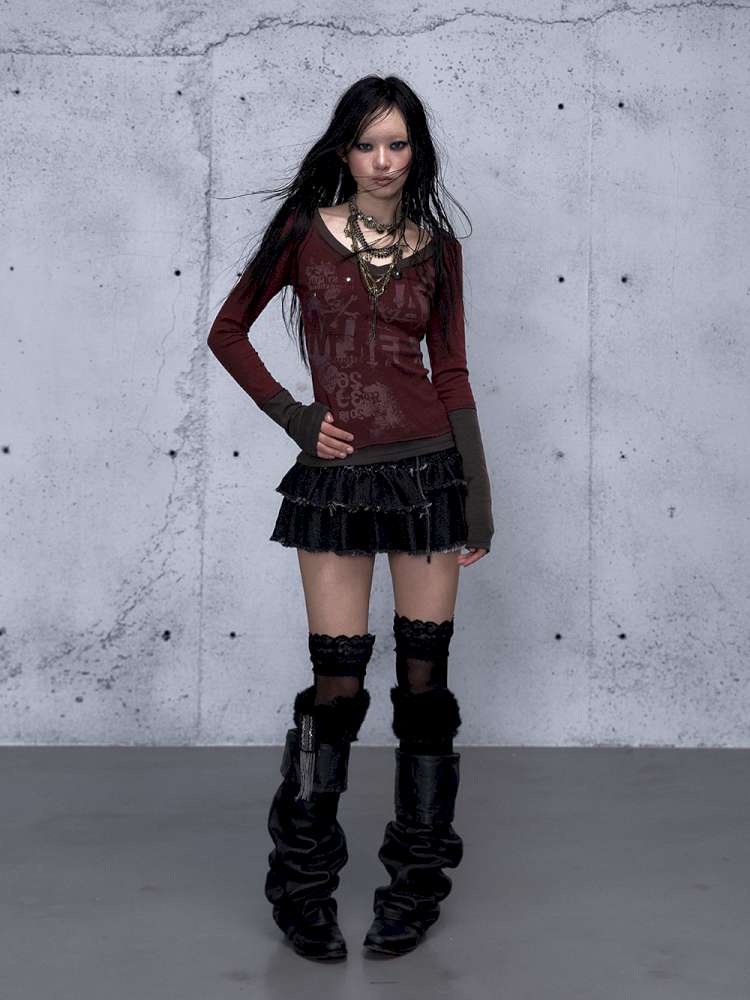 Retro Punk V-Neck Stretch T-Shirt【s0000014928】