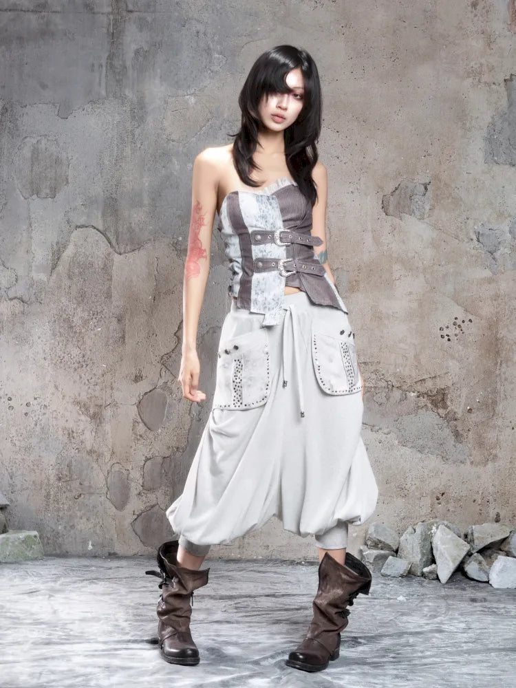 Strappy Asymmetric Cut-Out Fitted Halter Top【s0000014138】