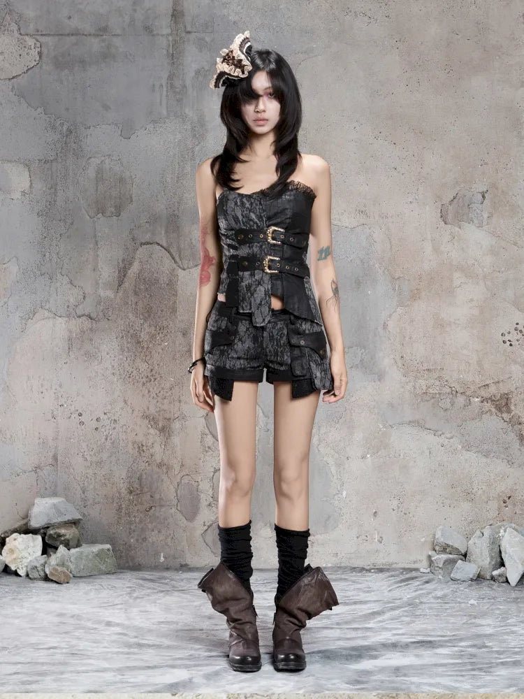 Strappy Asymmetric Cut-Out Fitted Halter Top【s0000014138】