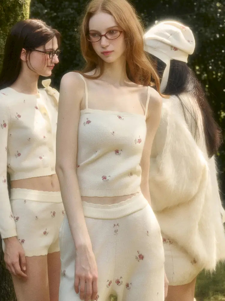 Floral Print “Mix & Match” Sweet Floral Knit Top【s0000014324】