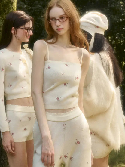 Floral Print “Mix & Match” Sweet Floral Knit Top【s0000014324】