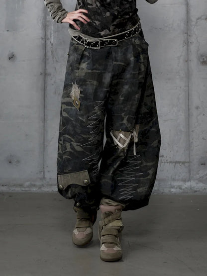 Embroidered Camo Pants【s0000014116】
