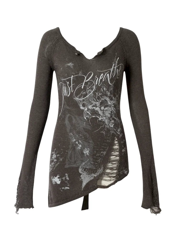 Slim-Fit V-Neck Long-Sleeve Knit Top【s0000013947】