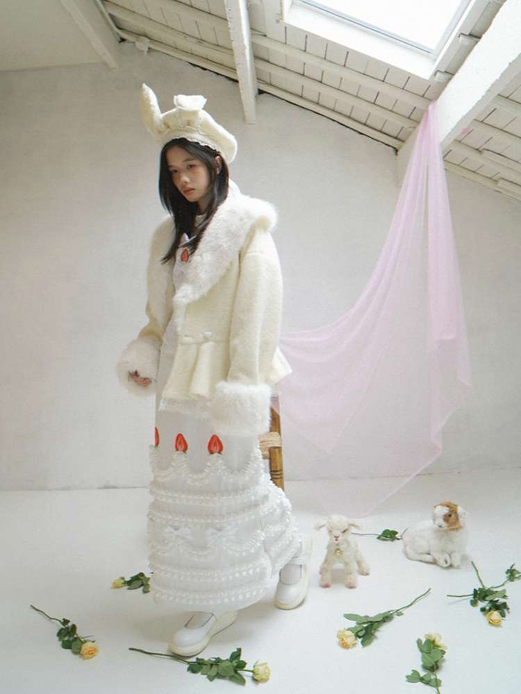 Cream Strawberry Cake Print Pencil Skirt【s0000014531】