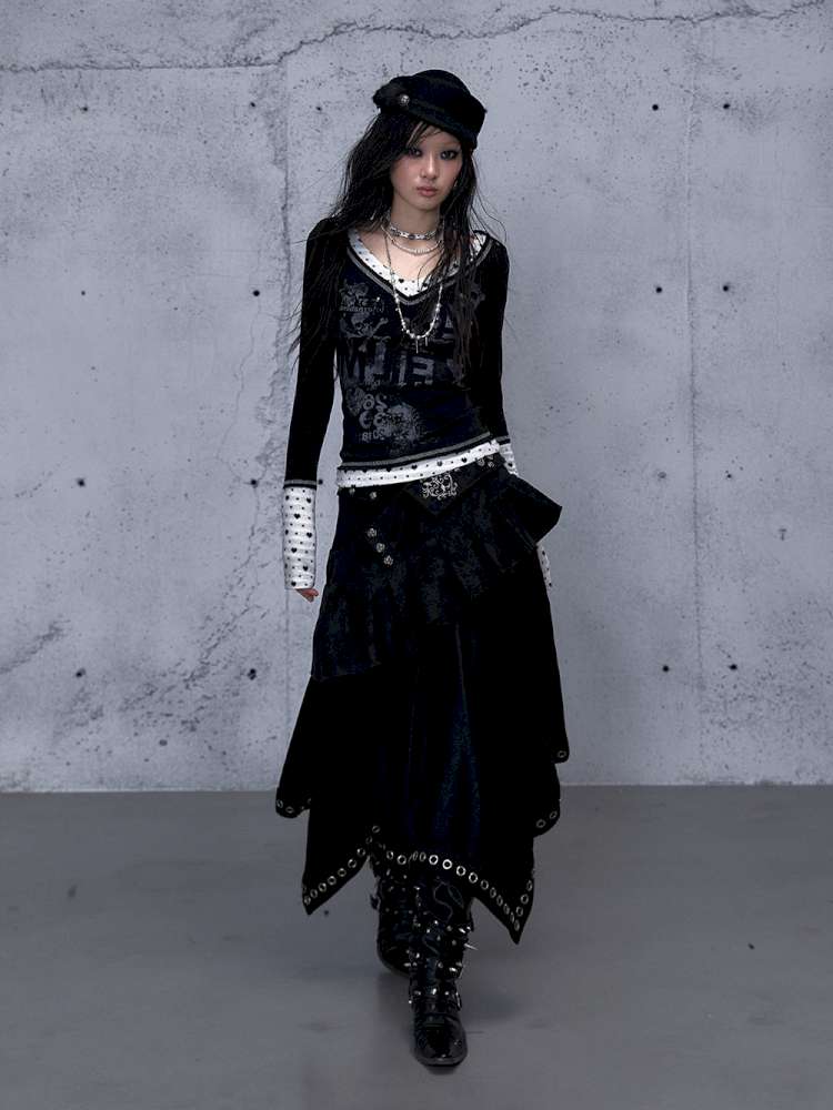 Retro Punk V-Neck Stretch T-Shirt【s0000014928】