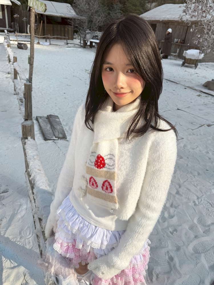 Strawberry Cake Jacquard Knit Scarf【s0000014943】