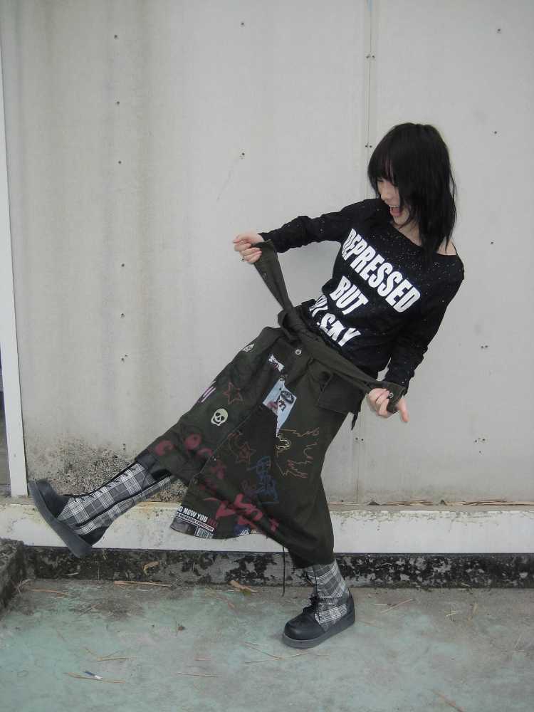 Graffiti Art Shirt Skirt [S0000010553]