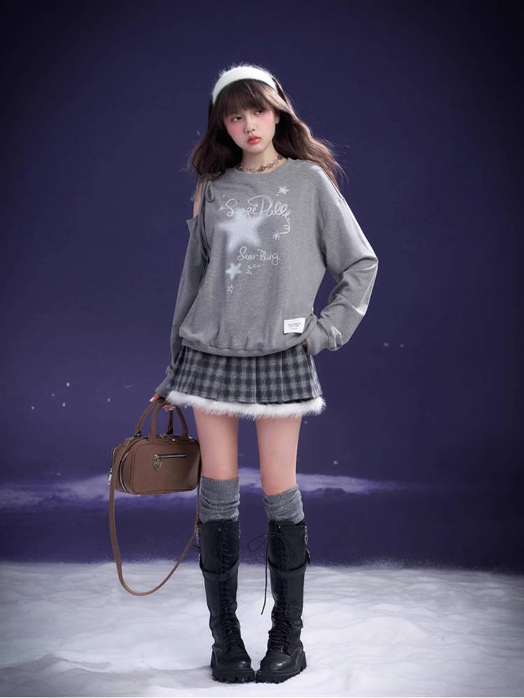 Off-the-shoulder strap T-shirt【s0000011652】