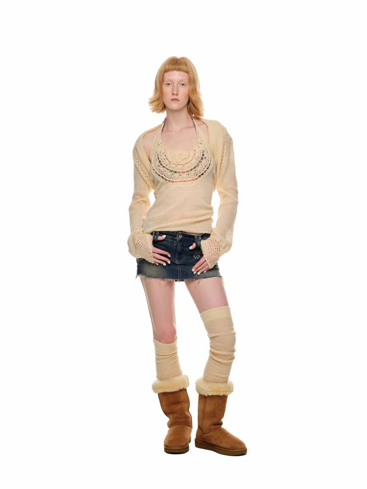 Halter neck vest and loose short cardigan【s0000011398】