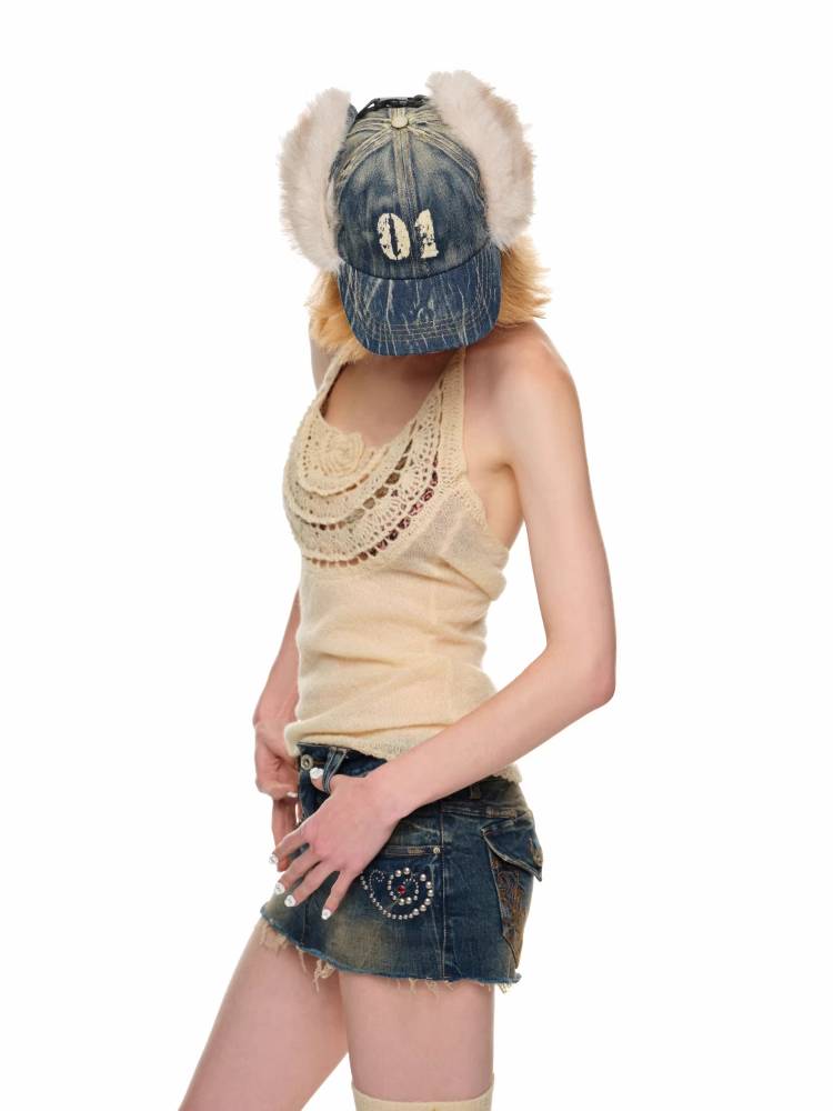 Halter neck vest and loose short cardigan【s0000011398】