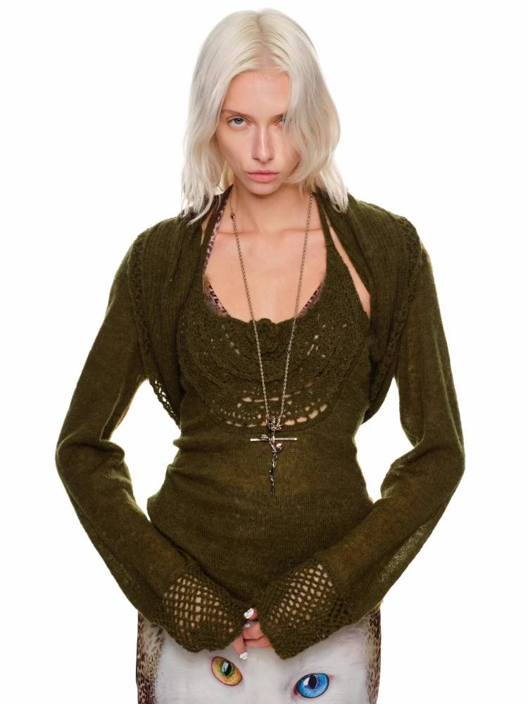 Halter neck vest and loose short cardigan【s0000011398】