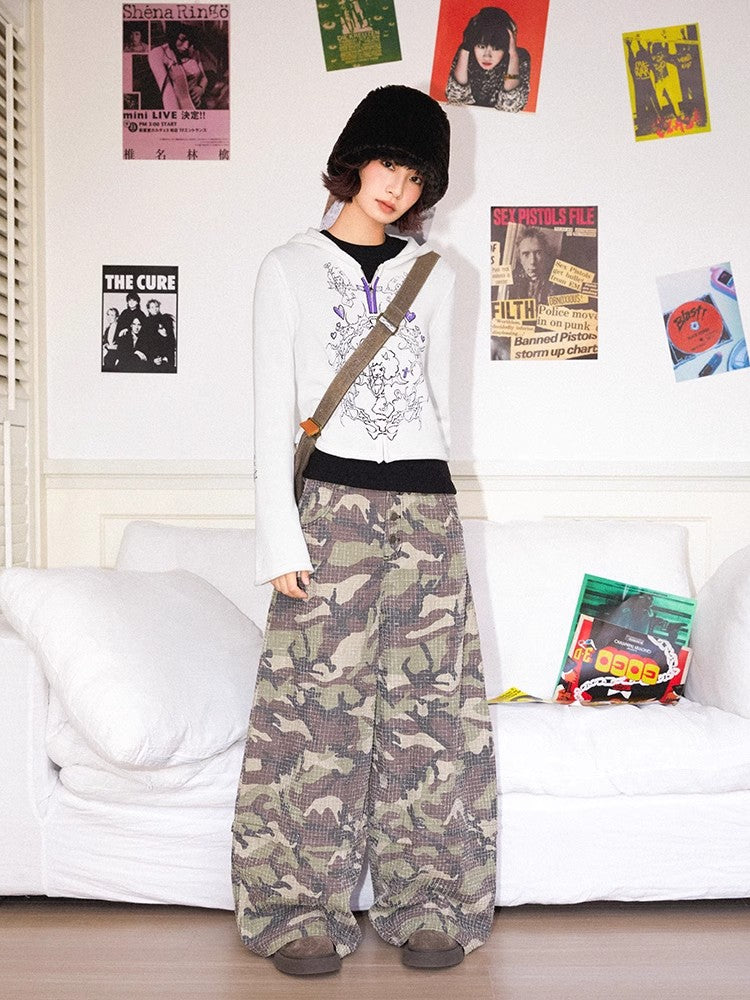 Retro-style distressed camouflage pants【s0000011545】