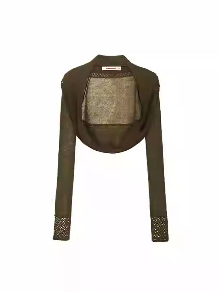 Halter neck vest and loose short cardigan【s0000011398】