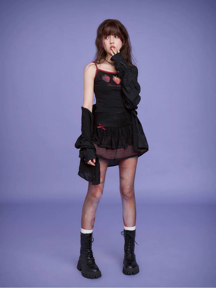 Dark Lace Short Skirt [S0000008902]