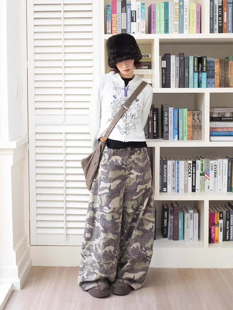 Retro-style distressed camouflage pants【s0000011545】