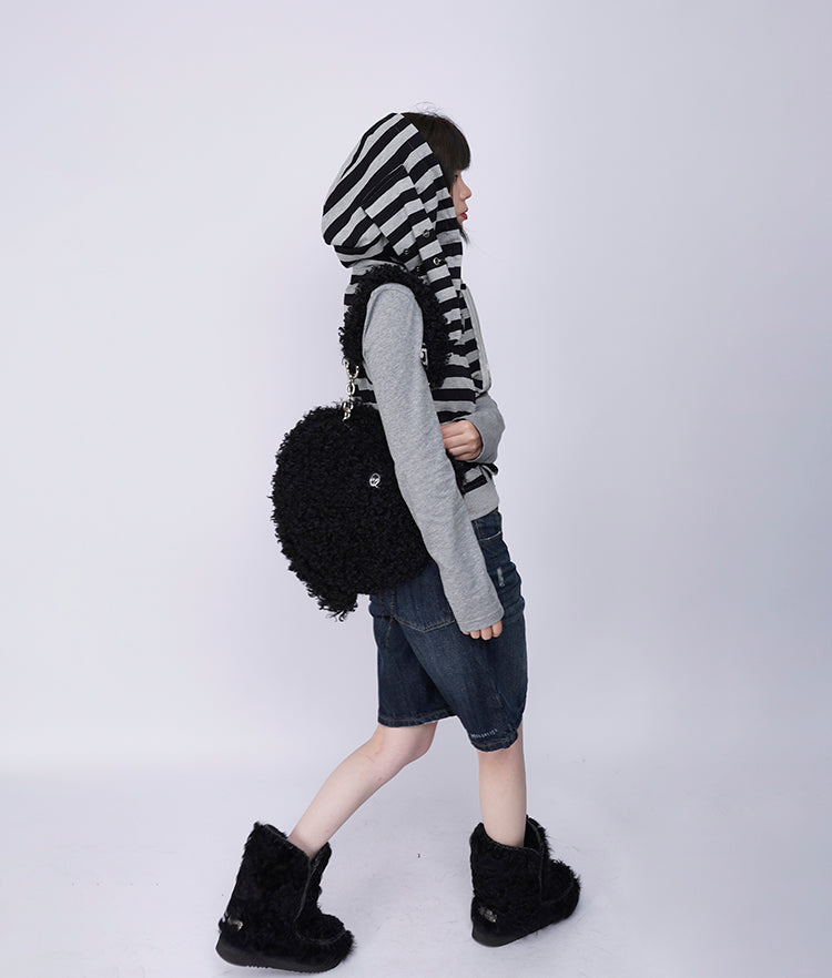 Graffiti Splicing Hairy Love Crossbody Bag【s0000014614】