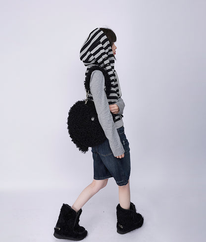 Graffiti Splicing Hairy Love Crossbody Bag【s0000014614】