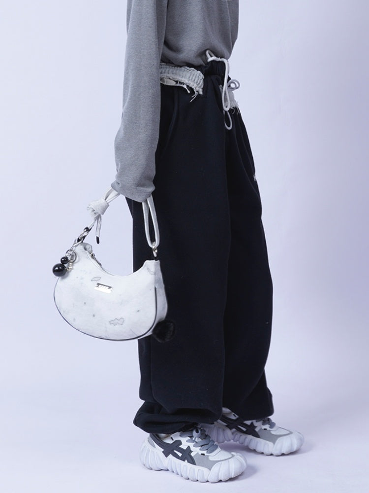 2way Pom-Pom Half-Moon Mini Shoulder Crossbody Bag【s0000012115】