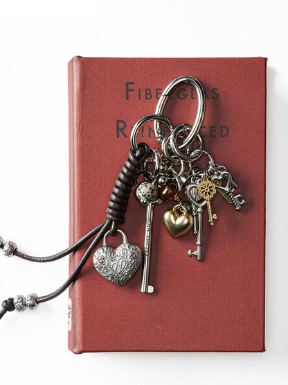 Hand - Woven Metal Natural Stone Love Keychain【s0000012924】