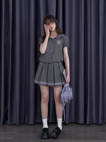 Emblem Embroidered Sailor Collar Pleated Dress【s0000013118】