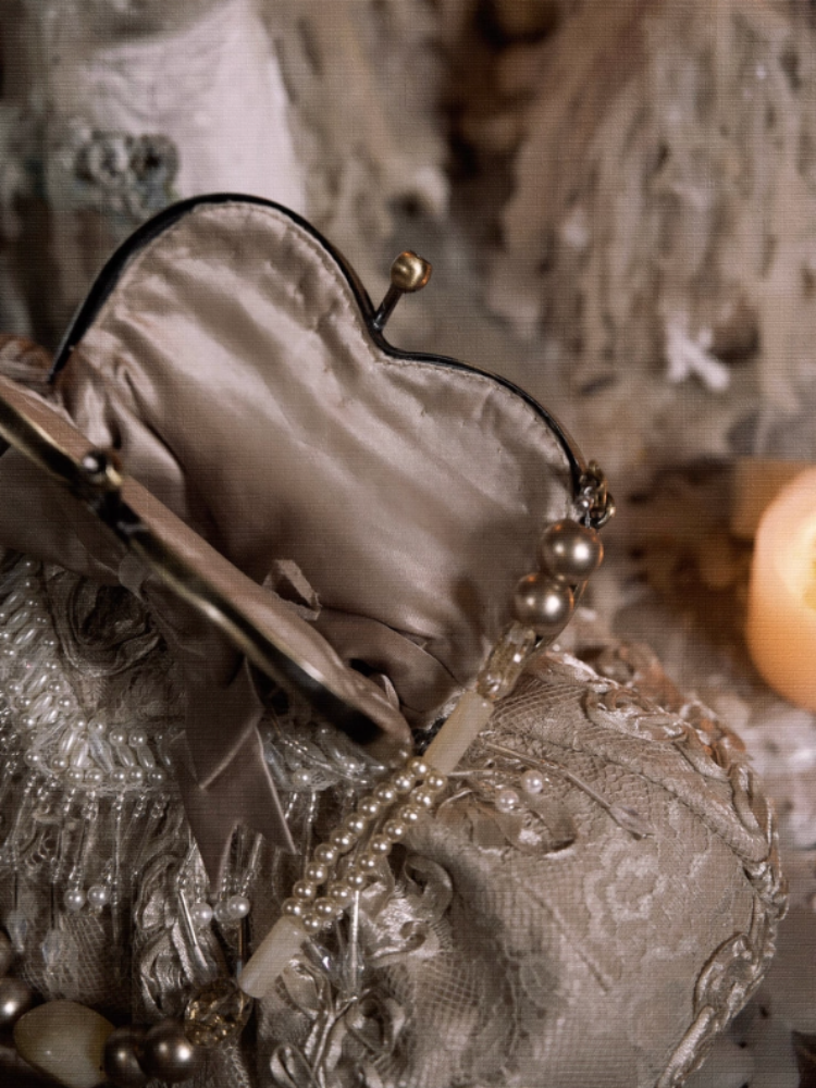 Love French Rococo Elegant Plate Embroidery Antique Feeling Handbag【s0000013569】