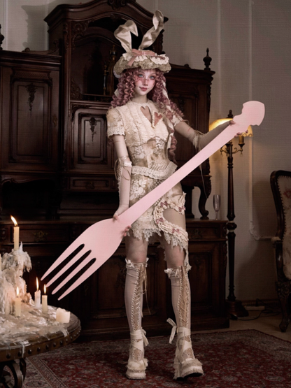 Elegant Vintage Crew Neck Love Cut-Out Lace Short Sleeve Tops【s0000013575】