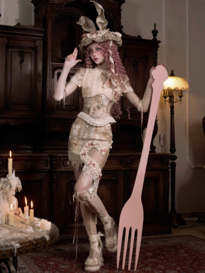 Elegant Vintage Crew Neck Love Cut-Out Lace Short Sleeve Tops【s0000013575】