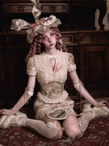 Elegant Vintage Crew Neck Love Cut-Out Lace Short Sleeve Tops【s0000013575】