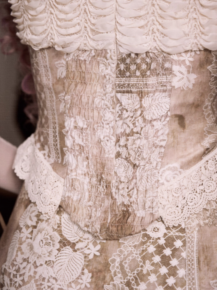 Elegant Vintage Crew Neck Love Cut-Out Lace Short Sleeve Tops【s0000013575】