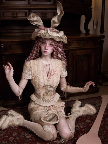 Elegant Vintage Crew Neck Love Cut-Out Lace Short Sleeve Tops【s0000013575】