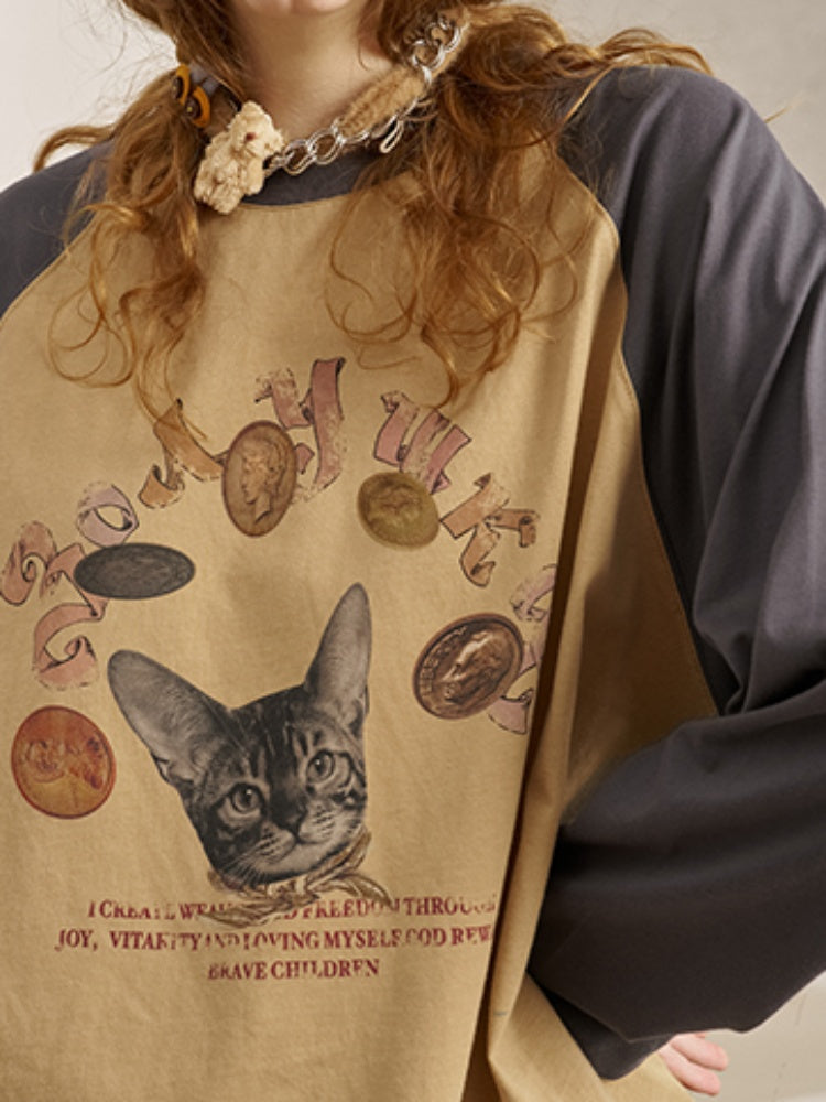 Gold Coin Cat Contrasting Loose Crew Neck Raglan Sleeve T-Shirt【s0000013778】