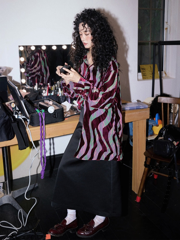 "Shadow Illusion" Retro Line Velvet Design Long Sleeved Shirt【s0000013814】