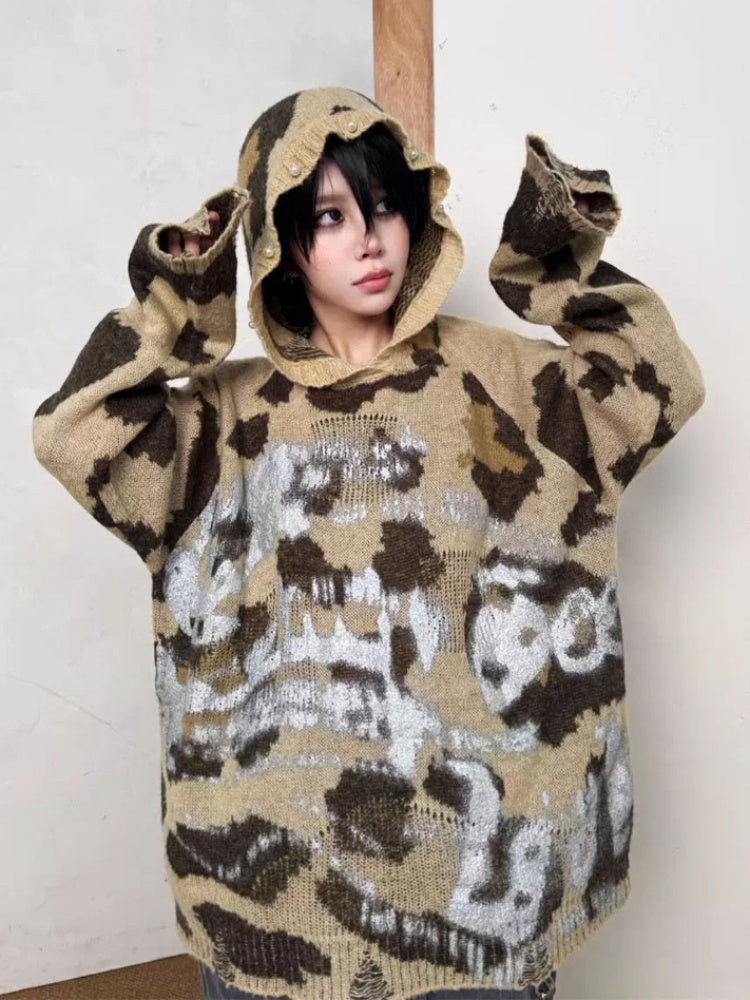 Leopard Print Brushed Silver Graffiti Ripped Knit Pearl Button Hoodie【s0000014218】