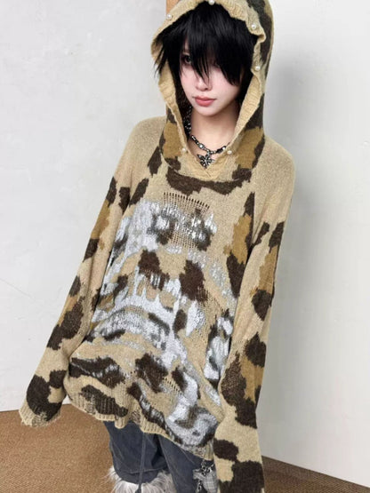 Leopard Print Brushed Silver Graffiti Ripped Knit Pearl Button Hoodie【s0000014218】