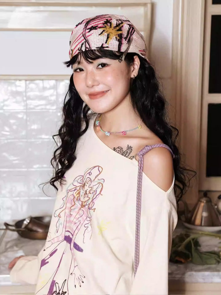 "Girl's Graffiti Manual" Loose Off-The-Shoulder Long Sleeve T-Shirt【s0000014272】