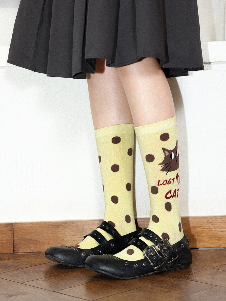 "Cat Hunt" Cute Contrasting Polka Dot Kitten Pattern Warm & Breathable Socks【s0000014274】